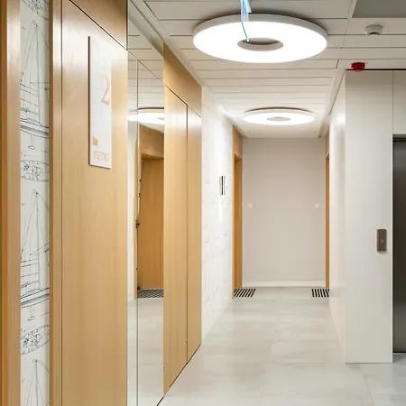 Yacht Park With Sea View By Lion *