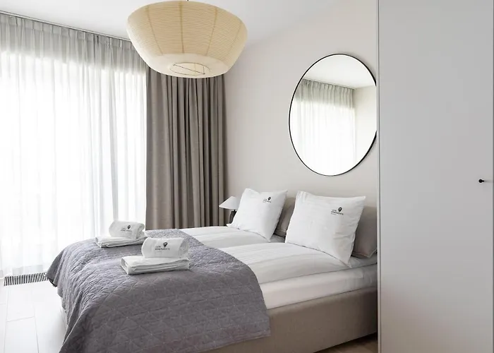 Yacht Park With Sea View By Lion Apartamento *