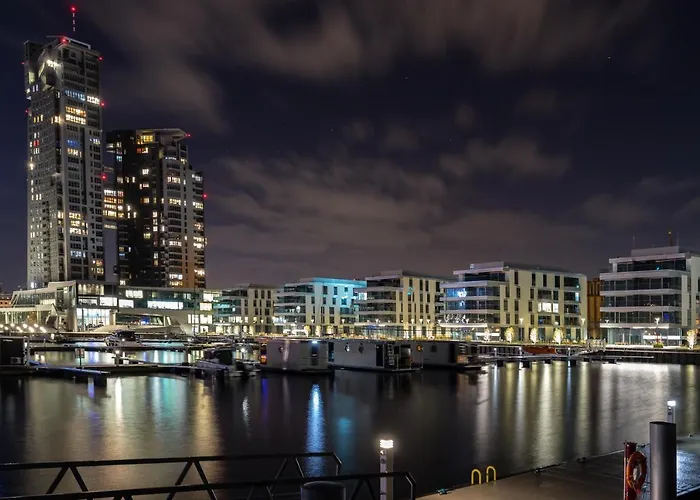 Yacht Park With Sea View By Lion Apartamento *